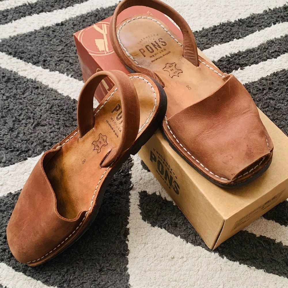 Chocolate PONS size 8
